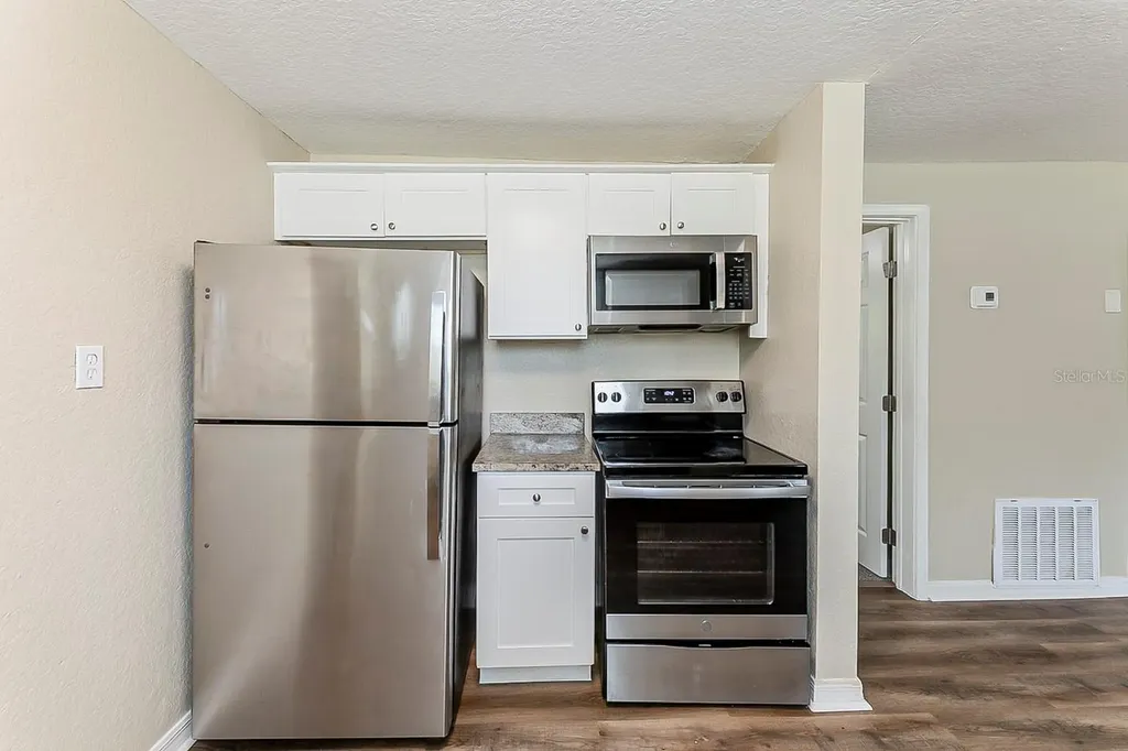 1306 Shepherd Avenue Sanford FL 32771