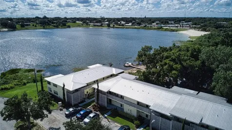 136 N Verona Avenue Avon Park FL 33825