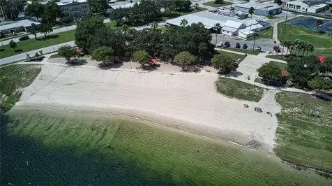 136 N Verona Avenue Avon Park FL 33825