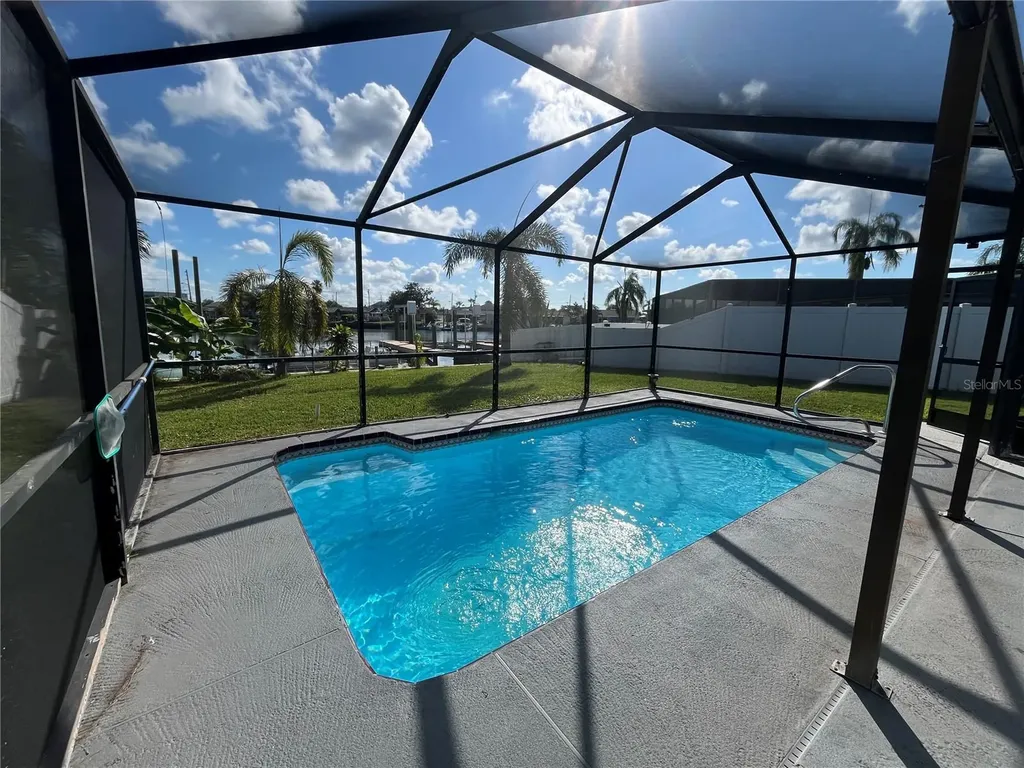 13630 Lagoon Drive Hudson FL 34667
