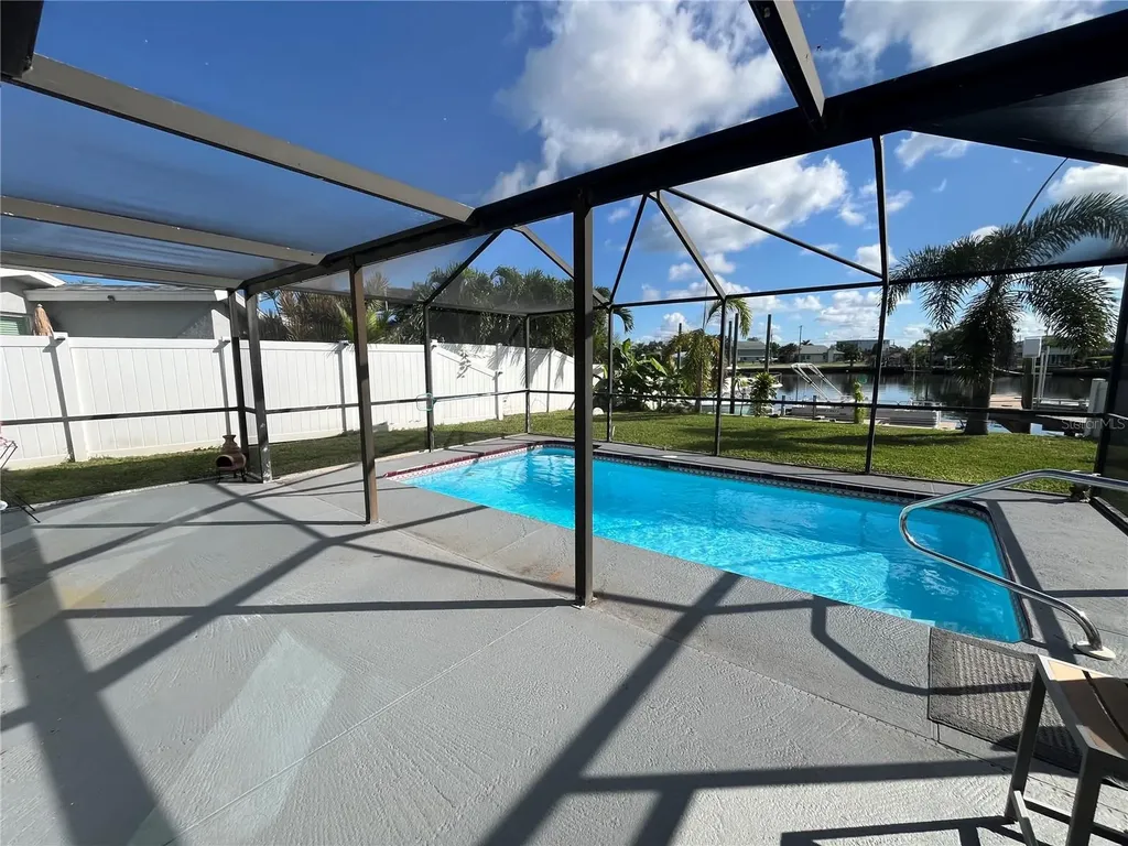 13630 Lagoon Drive Hudson FL 34667
