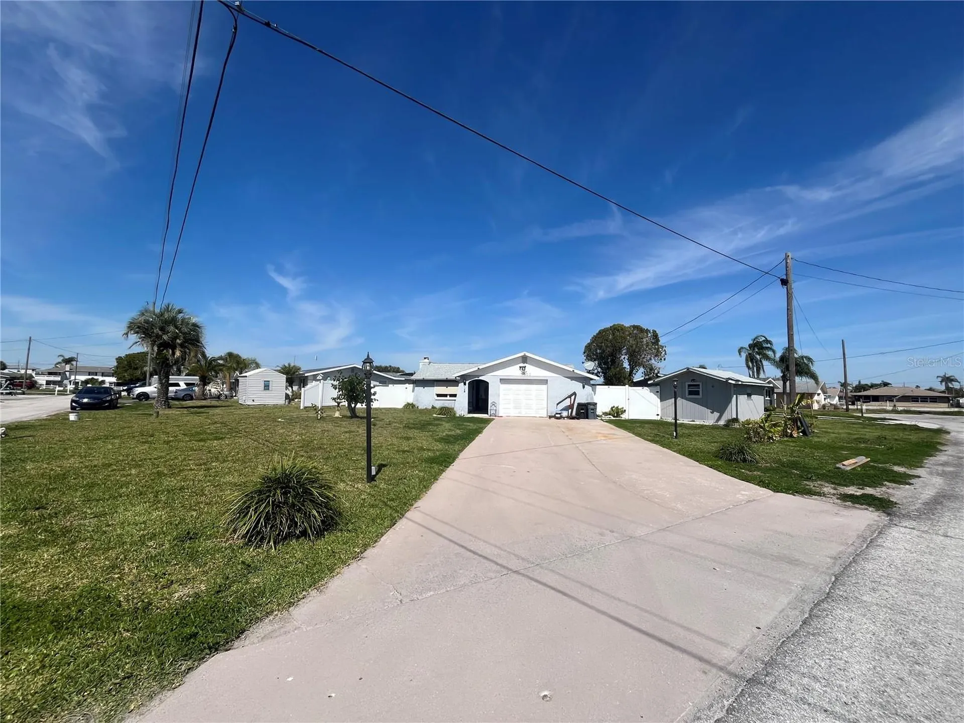 13630 Lagoon Drive Hudson FL 34667