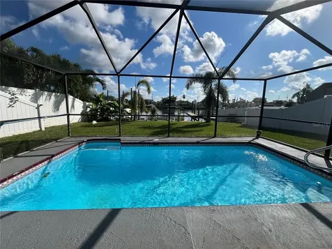 13630 Lagoon Drive Hudson FL 34667