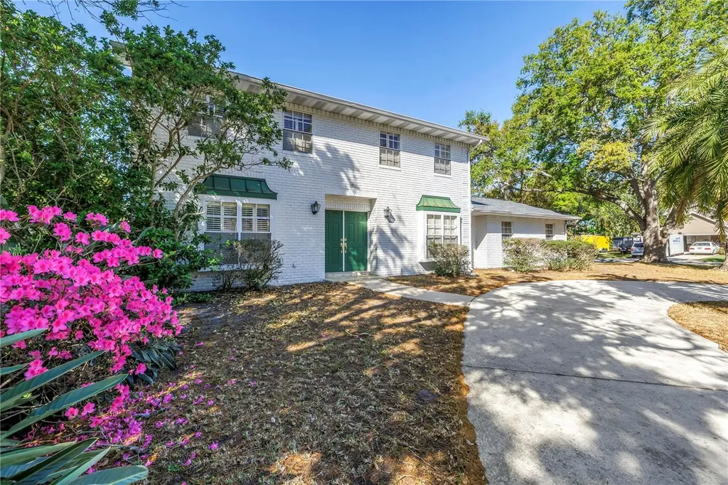 13982 Whisperwood Drive Clearwater FL 33762