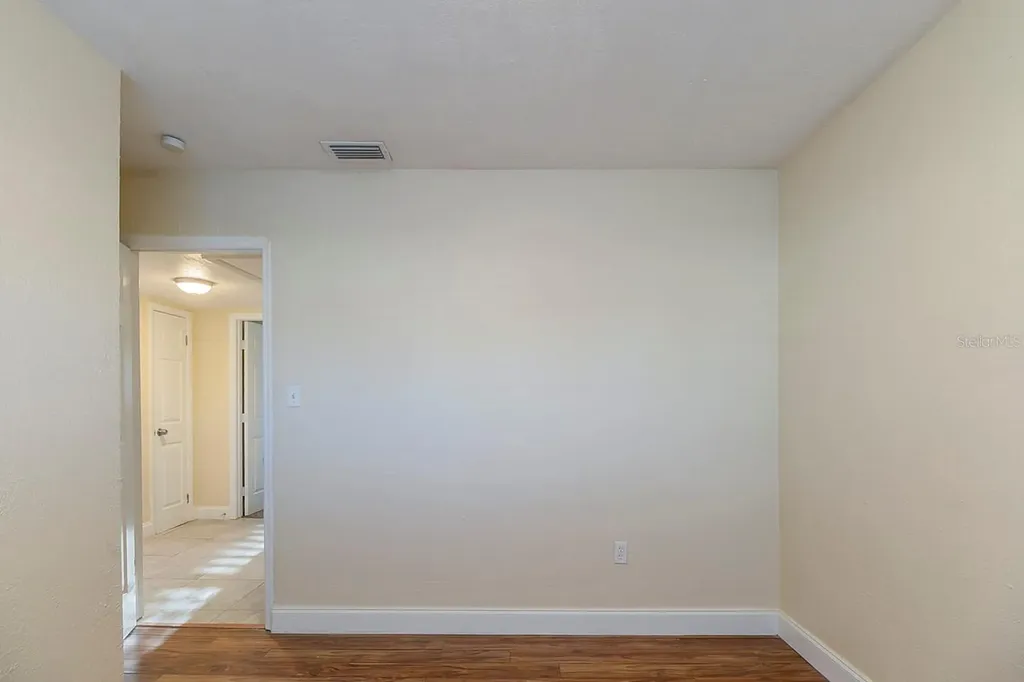 4320 Meadowbrook Avenue Orlando FL 32808
