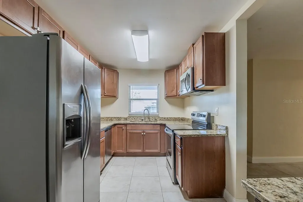 4320 Meadowbrook Avenue Orlando FL 32808