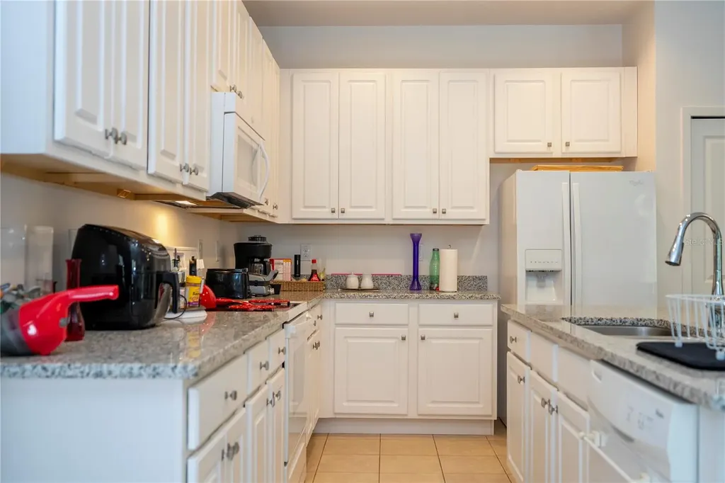 4561 Cabello Loop Kissimmee FL 34746