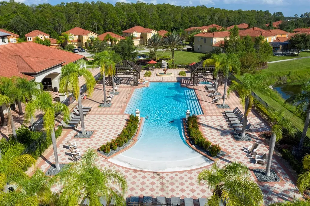 4561 Cabello Loop Kissimmee FL 34746