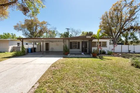 8008 Somerset Lane Tampa FL 33615