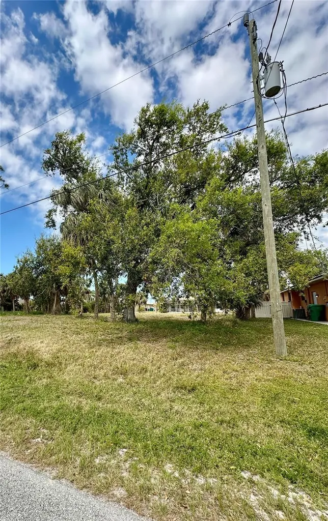 45 Long Meadow Lane Rotonda West FL 33947
