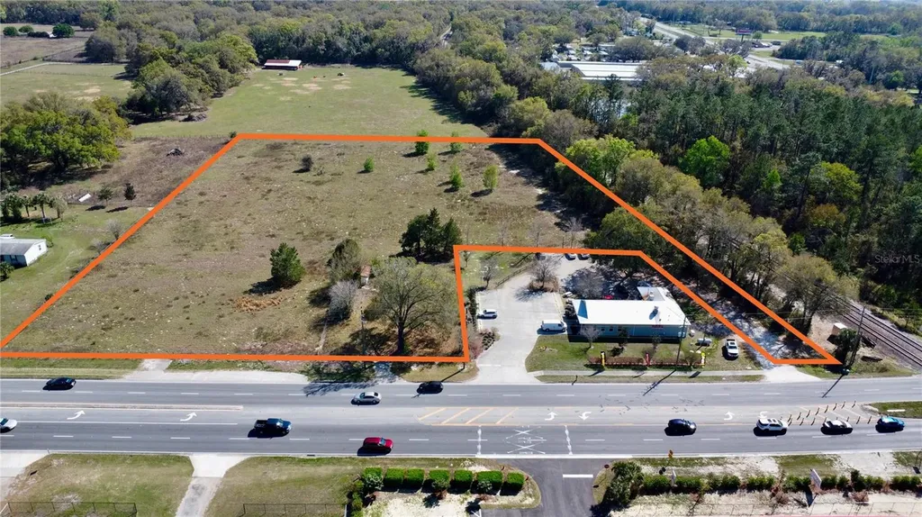 6910 SE Highway 42 Summerfield FL 34491