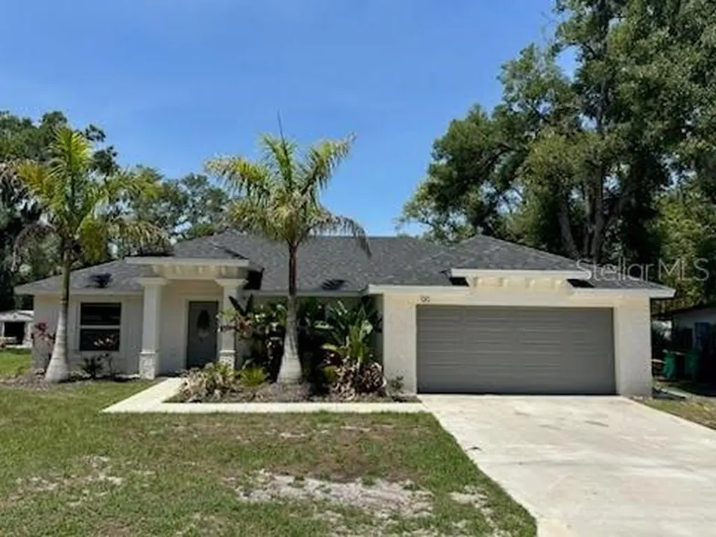 120 S Chandler Avenue Deland FL 32724