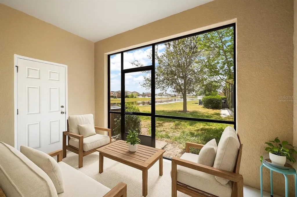 2011 Hawks View Drive Ruskin FL 33570