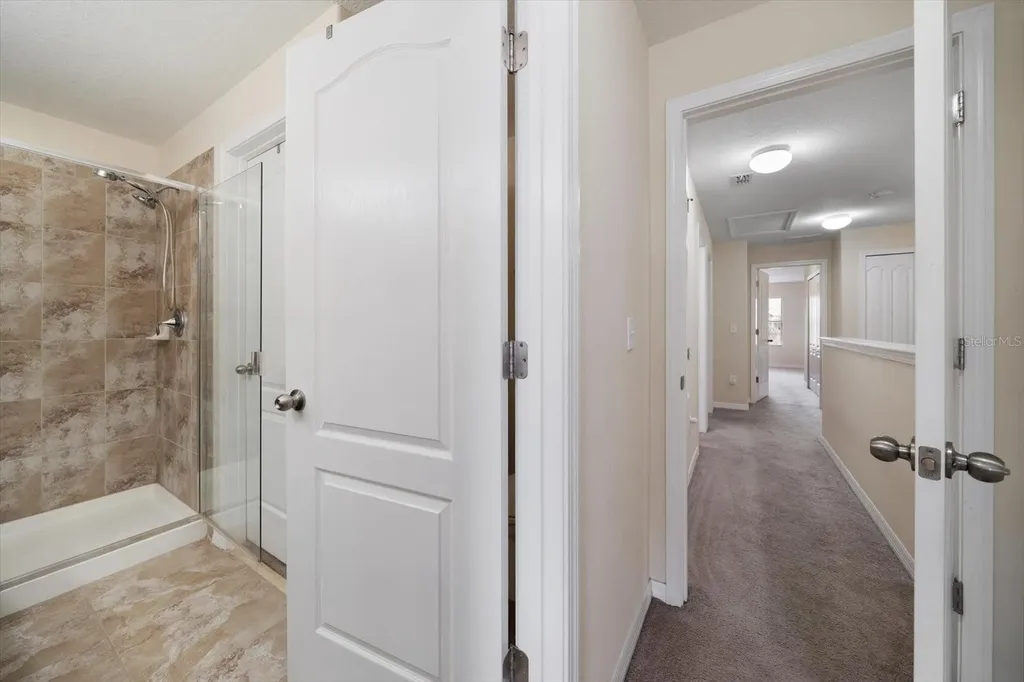 2011 Hawks View Drive Ruskin FL 33570