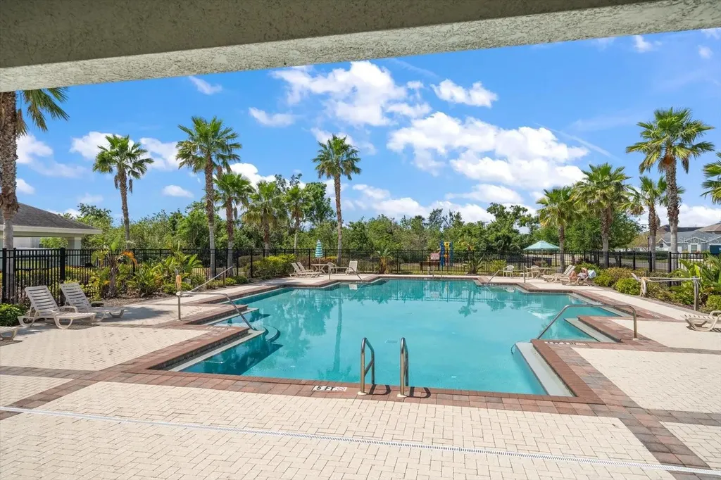 2011 Hawks View Drive Ruskin FL 33570