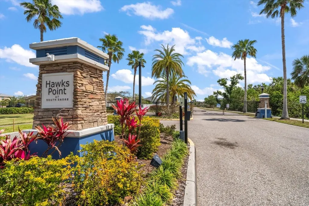 2011 Hawks View Drive Ruskin FL 33570