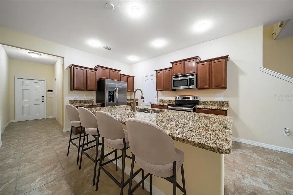 2011 Hawks View Drive Ruskin FL 33570