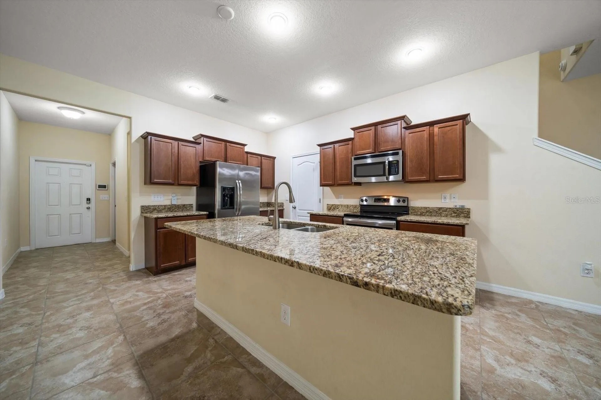 2011 Hawks View Drive Ruskin FL 33570