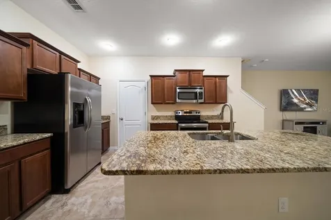 2011 Hawks View Drive Ruskin FL 33570
