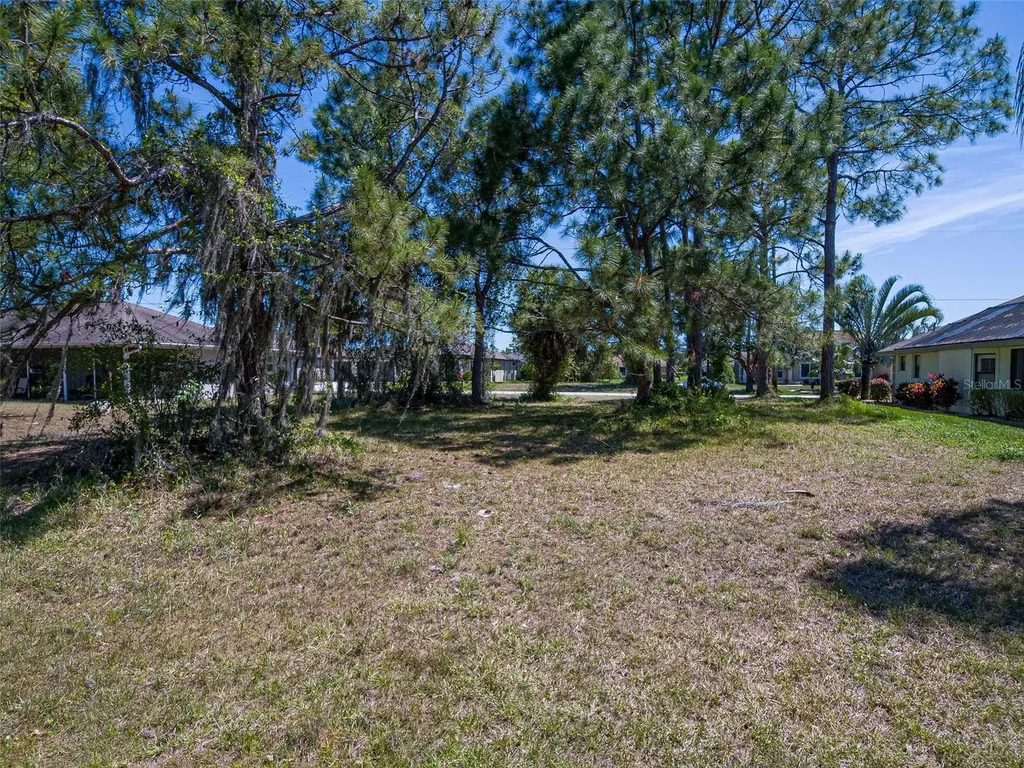 69 White Marsh Lane Rotonda West FL 33947