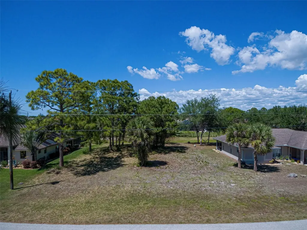 69 White Marsh Lane Rotonda West FL 33947