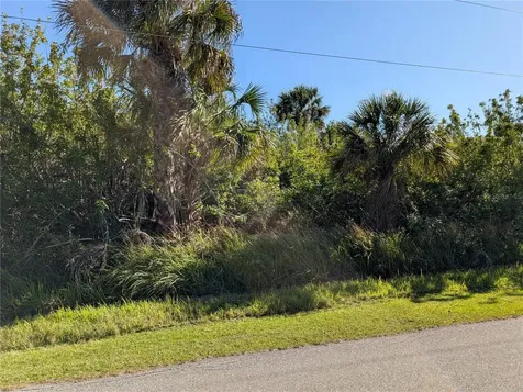 13057 Batlin Avenue Port Charlotte FL 33953