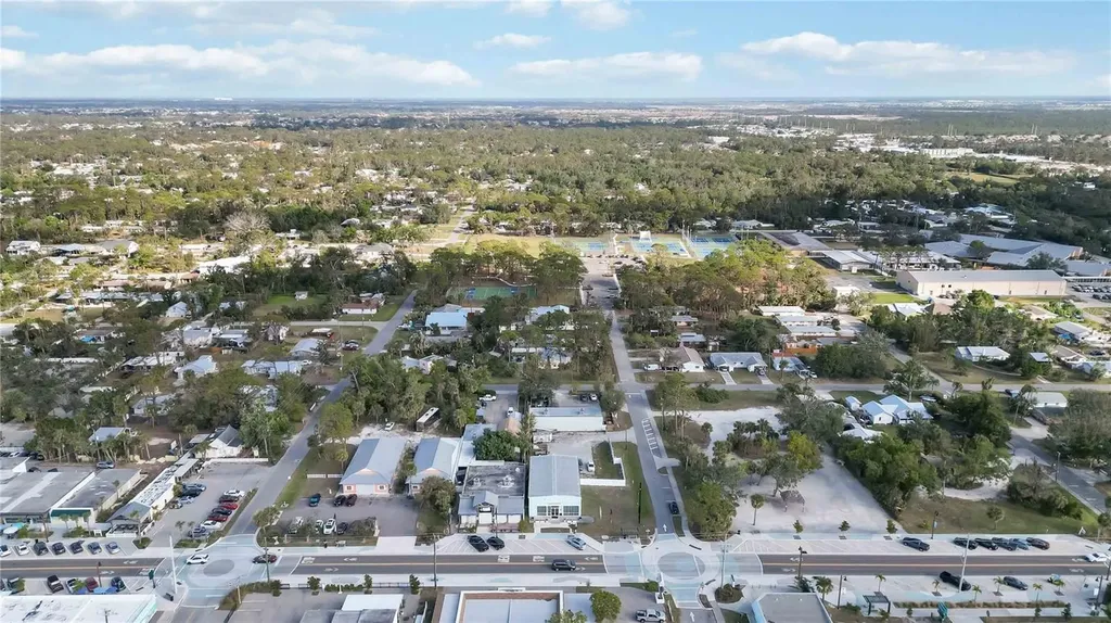 362 W Dearborn Street Englewood FL 34223