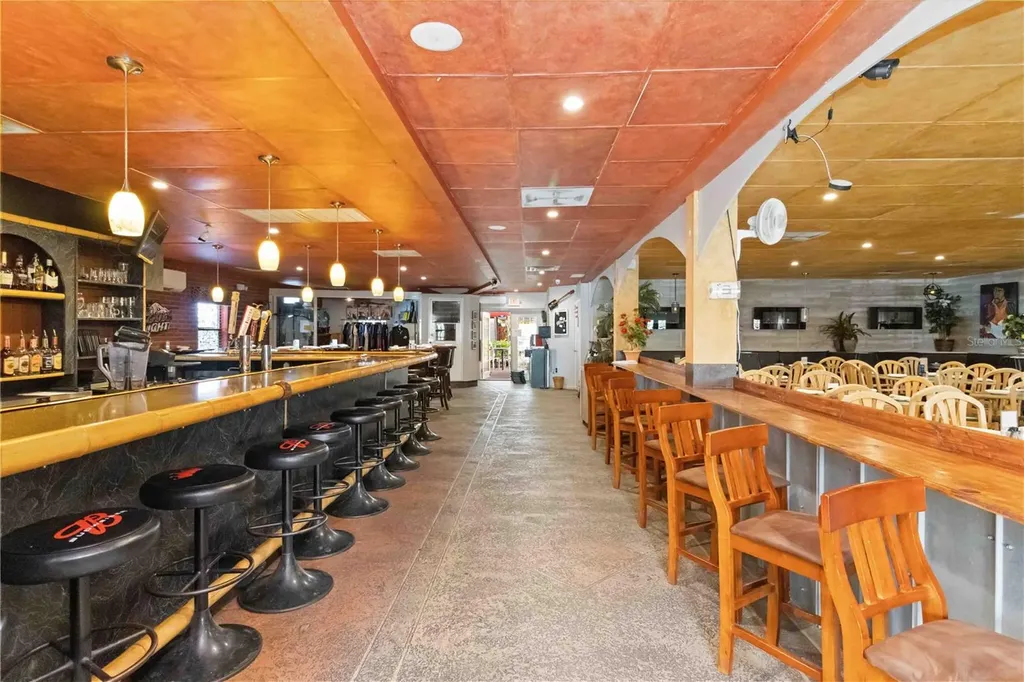 362 W Dearborn Street Englewood FL 34223