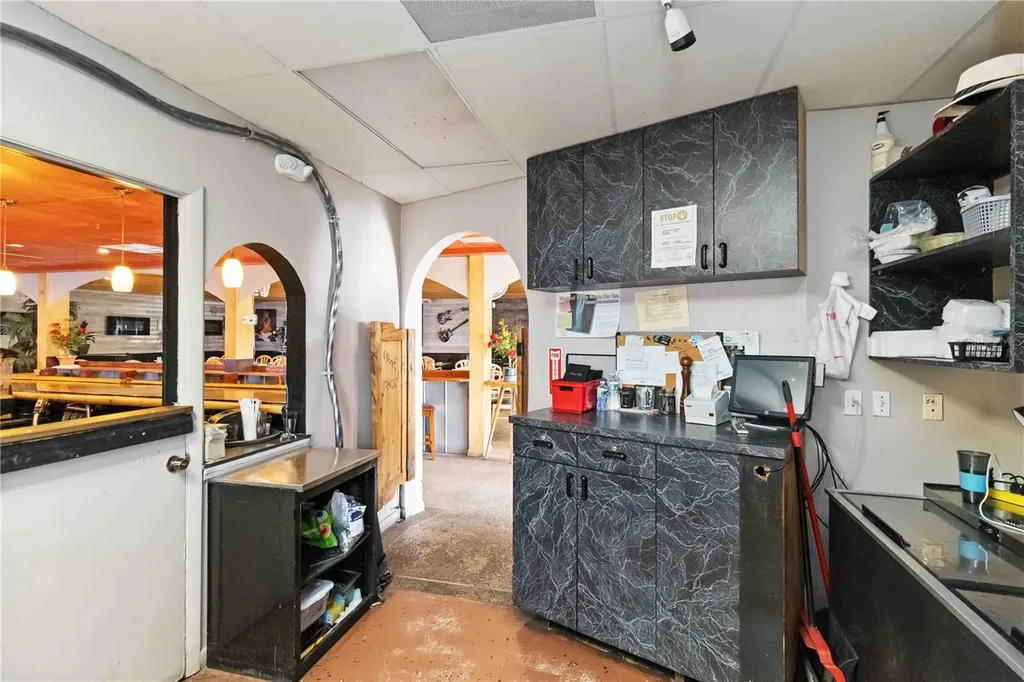 362 W Dearborn Street Englewood FL 34223