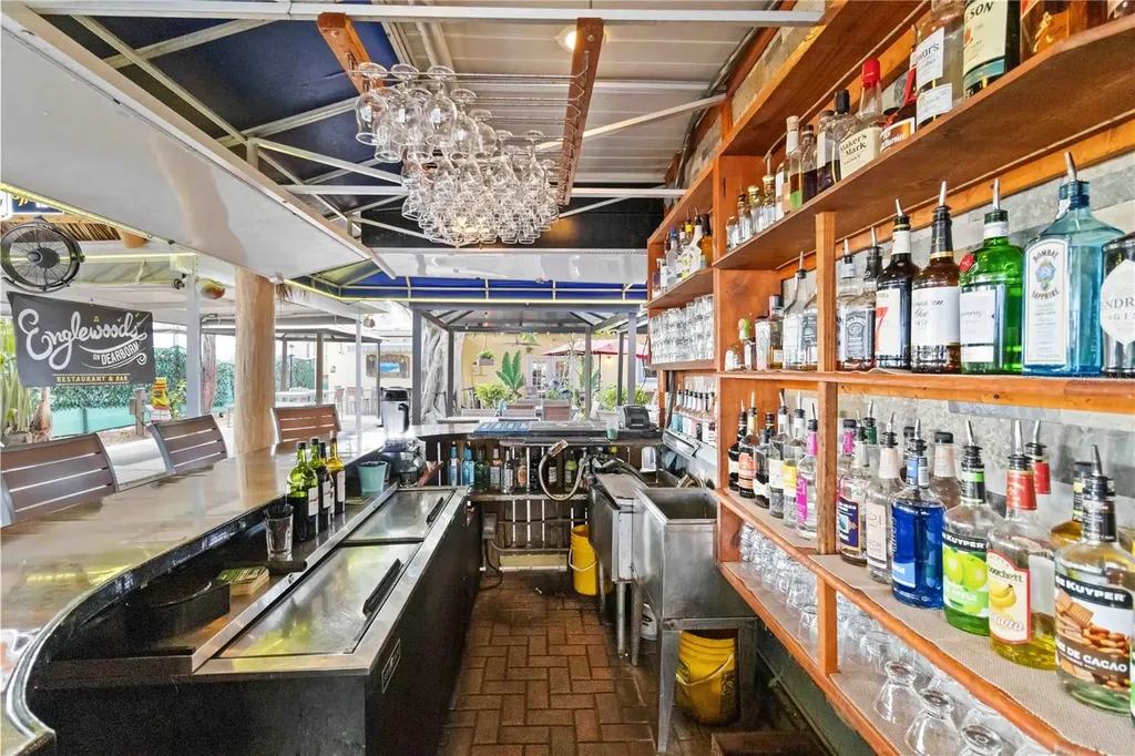 362 W Dearborn Street Englewood FL 34223