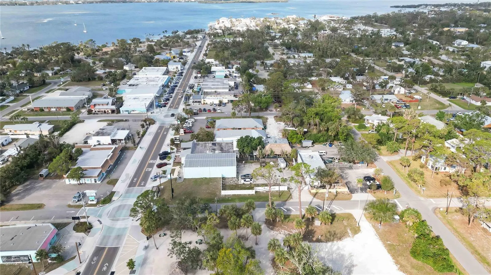 362 W Dearborn Street Englewood FL 34223