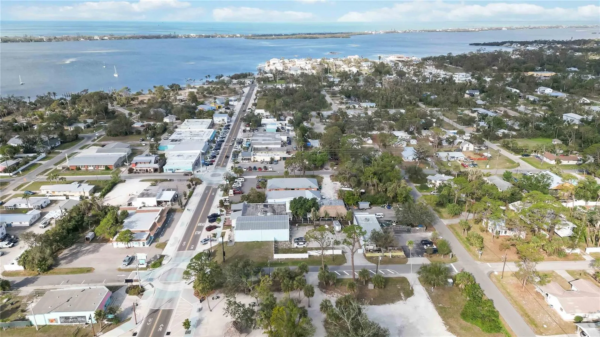 362 W Dearborn Street Englewood FL 34223