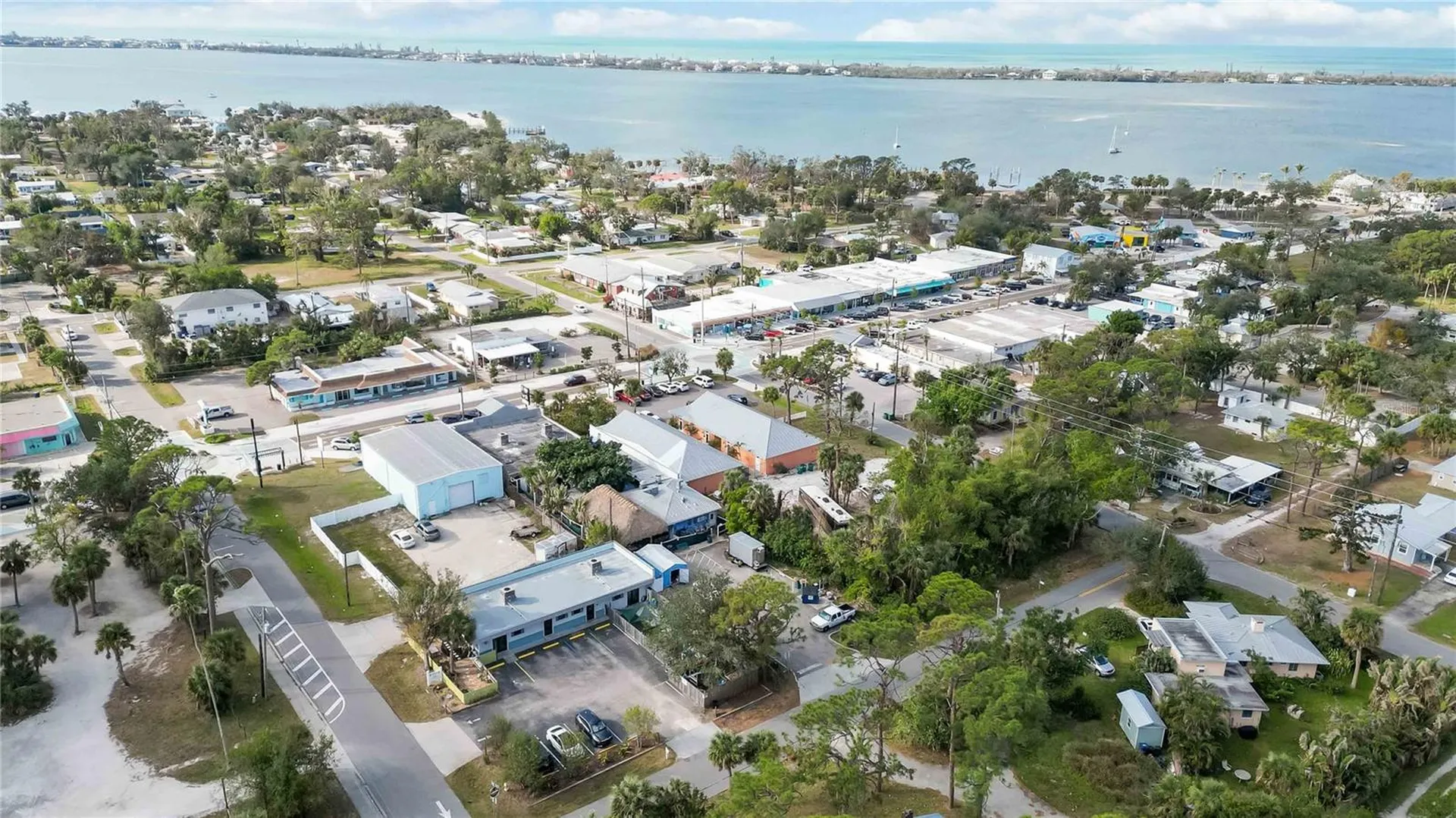 362 W Dearborn Street Englewood FL 34223