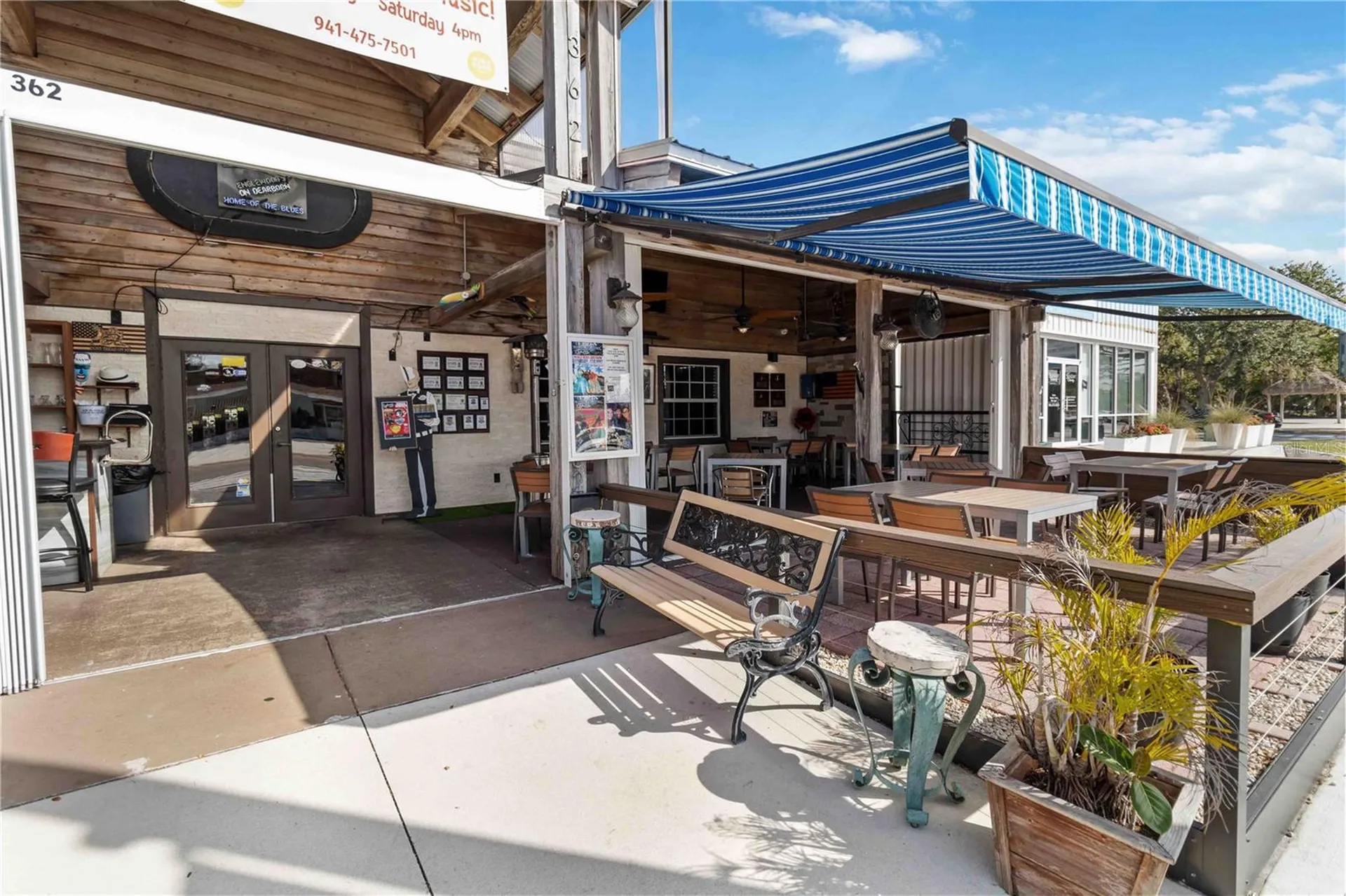 362 W Dearborn Street Englewood FL 34223