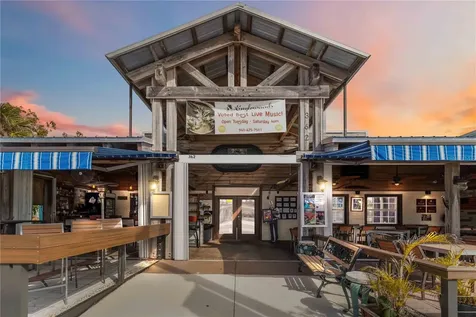 362 W Dearborn Street Englewood FL 34223