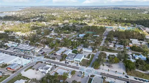 362 W Dearborn Street Englewood FL 34223