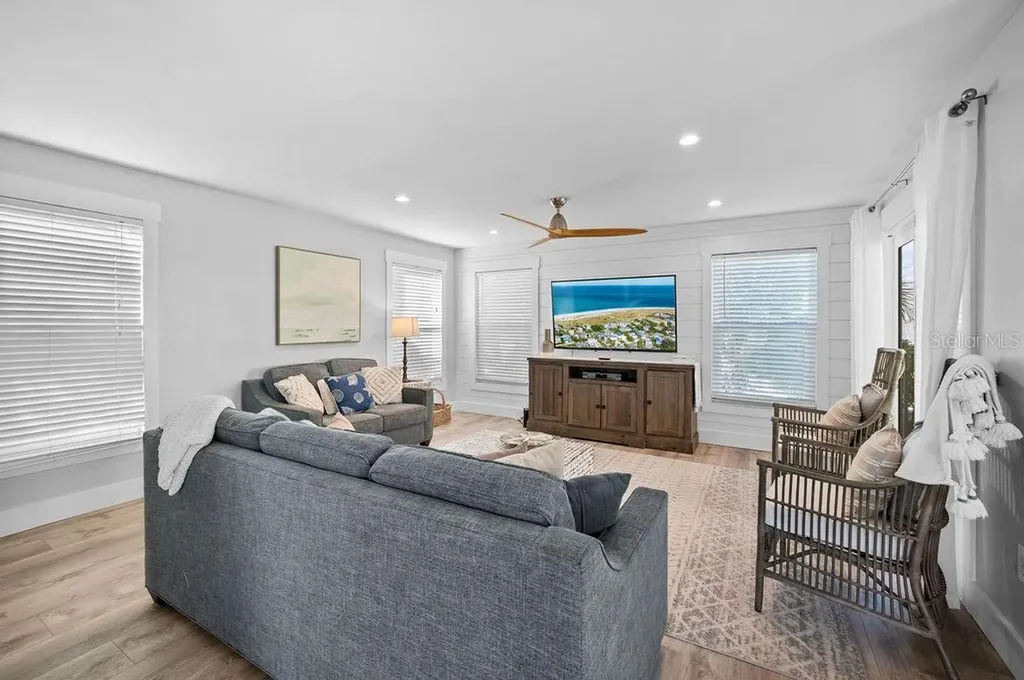 785 Jacaranda Road Anna Maria FL 34216