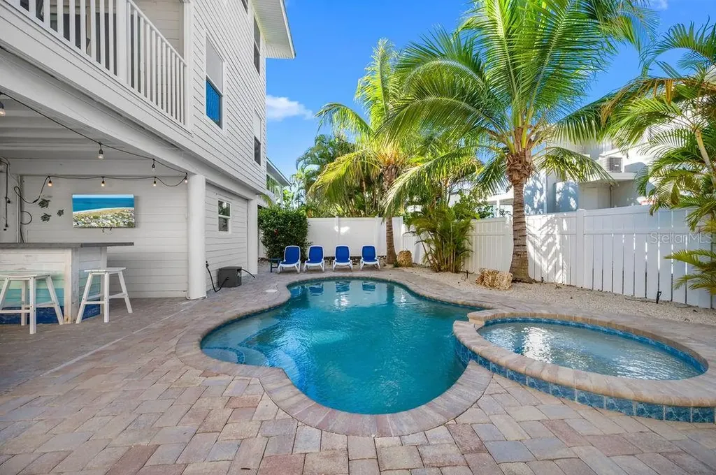 785 Jacaranda Road Anna Maria FL 34216