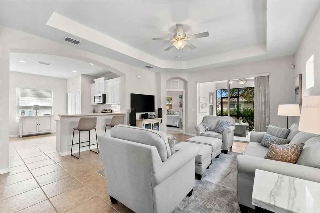 4954 Newport News Circle Lakewood Ranch FL 34211