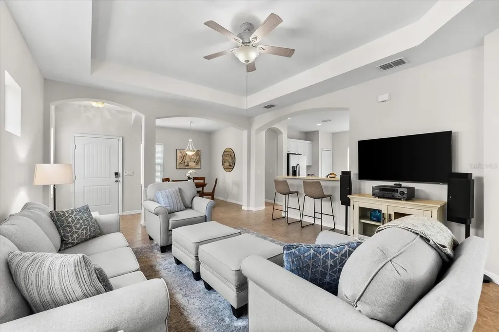 4954 Newport News Circle Lakewood Ranch FL 34211