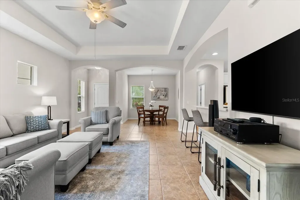 4954 Newport News Circle Lakewood Ranch FL 34211