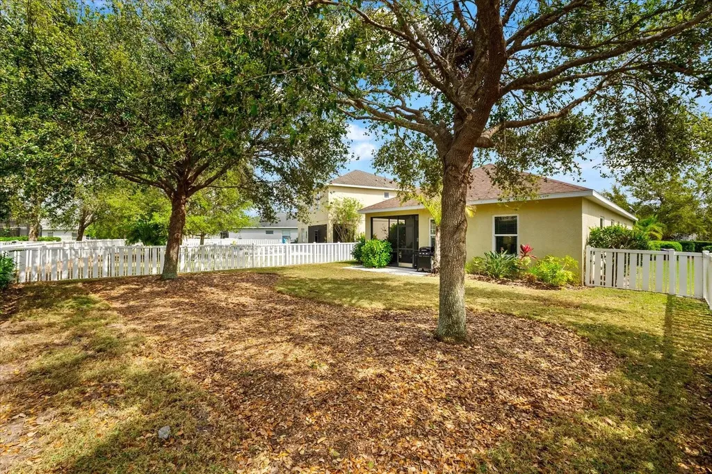 4954 Newport News Circle Lakewood Ranch FL 34211