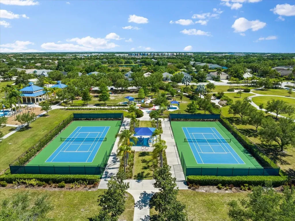 4954 Newport News Circle Lakewood Ranch FL 34211