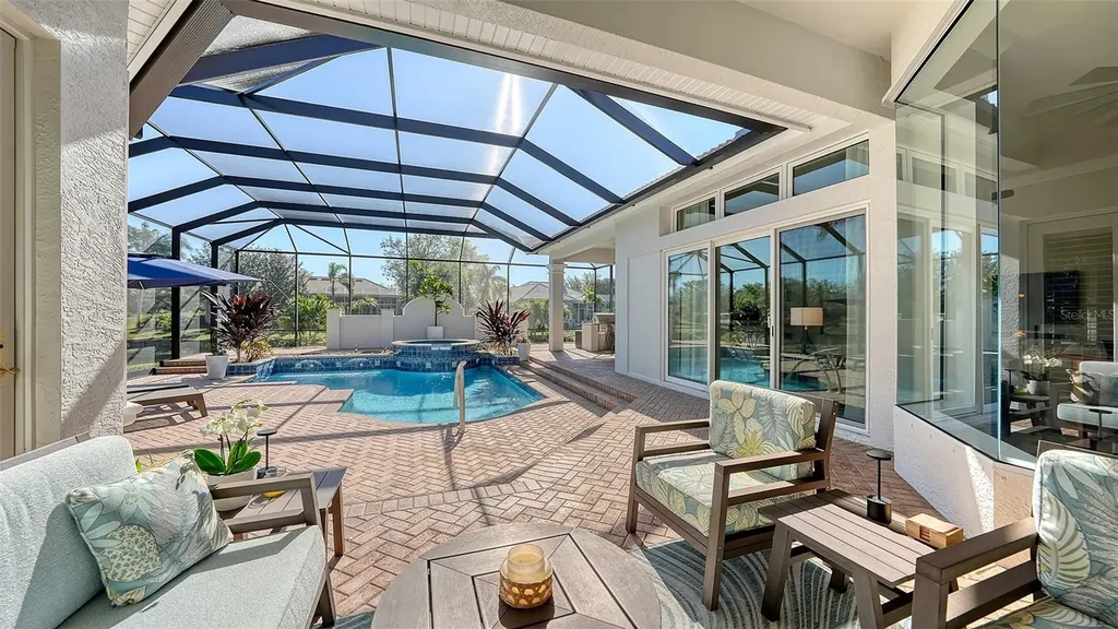 7340 Barclay Court University Park FL 34201