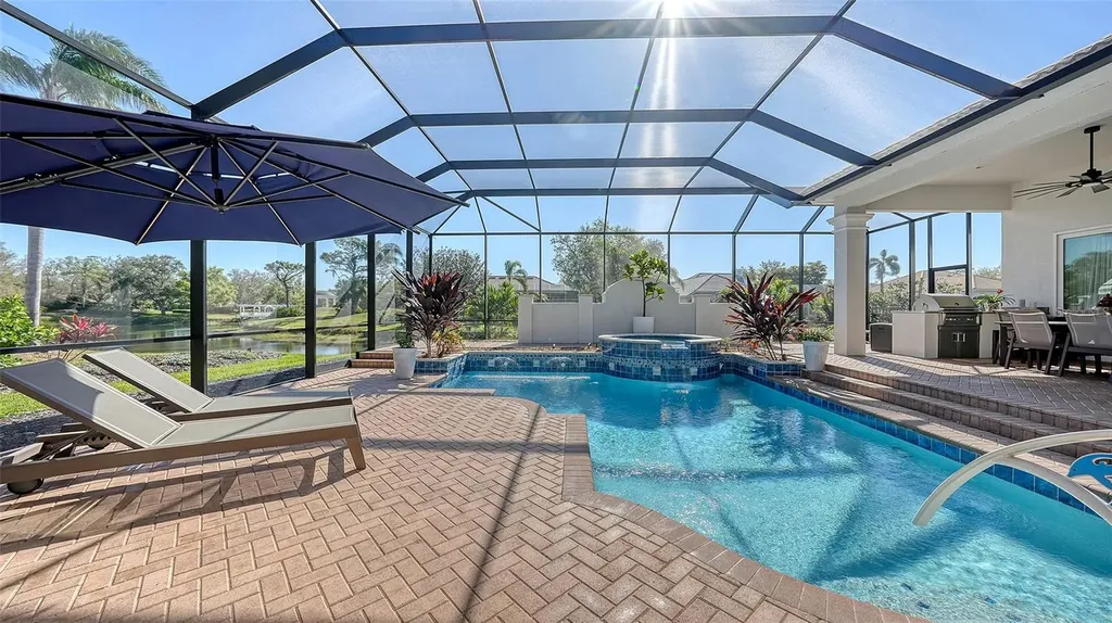 7340 Barclay Court University Park FL 34201