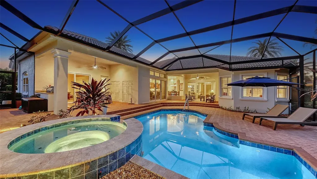 7340 Barclay Court University Park FL 34201