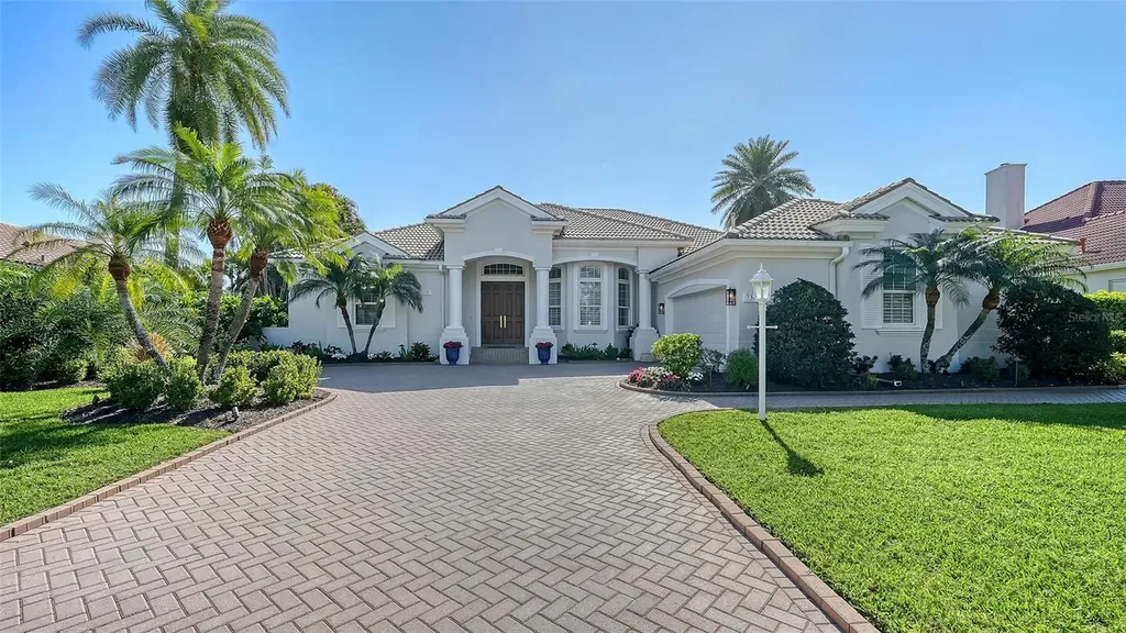 7340 Barclay Court University Park FL 34201