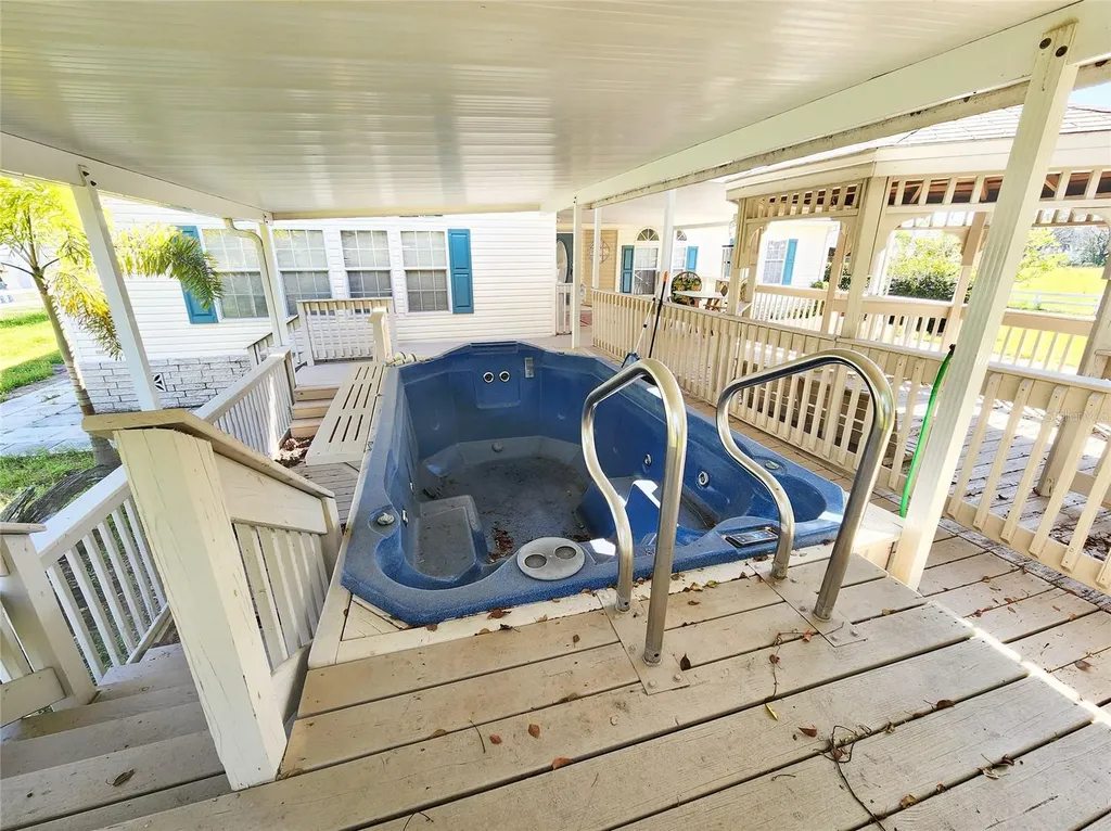 3550 Coats Road Zephyrhills FL 33541