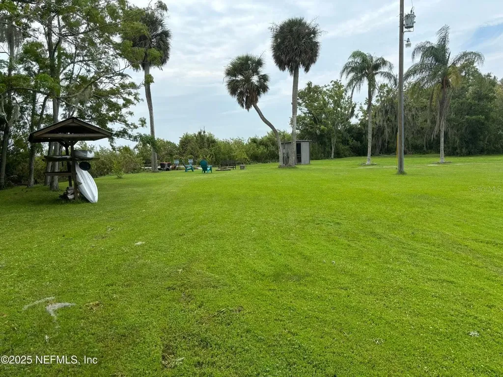 6001 Bird Island Drive Lady Lake FL 32159