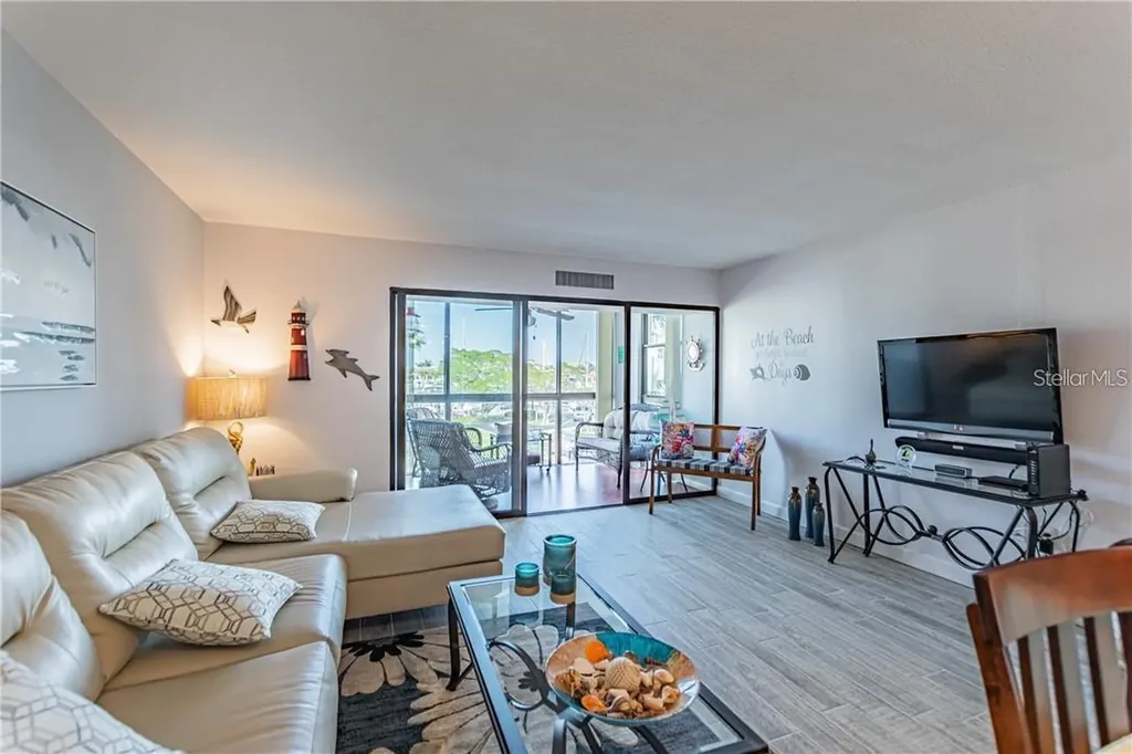 800 S Gulfview Boulevard Clearwater FL 33767